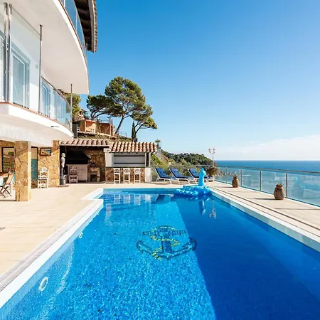 Bergantin 6 Villa